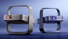 Elfin Flip 4K (vänster) och Flip Laser-projektorerna kan fällas ihop till en kompakt vertikal enhet för förvaring.