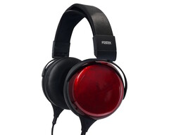 Fostex TH910 är en sluten over ear-hörlur med japansk lackerad lönn som är ett flaggskepp bland hörlurar. (Bildkälla: Fostex)