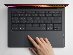 HP:s nya OmniBook Ultra 14 i färgalternativet Eclipse Grey. (Bildkälla: HP)