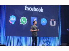 Ett fotografi av Meta CEO Mark Zuckerberg på scenen under Facebook F8-konferensen 2015. (Bildkälla: Meta)