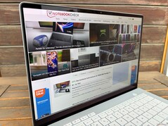 Utomhus (ljus dag, inget direkt solljus)