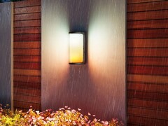 Govees Outdoor Classic Wall Light kan likna den äldre Pro-modellen