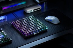 Keychrons senaste makropad har 100 fritt programmerbara tangenter.