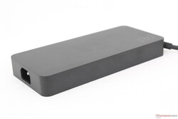330 W AC-adapter