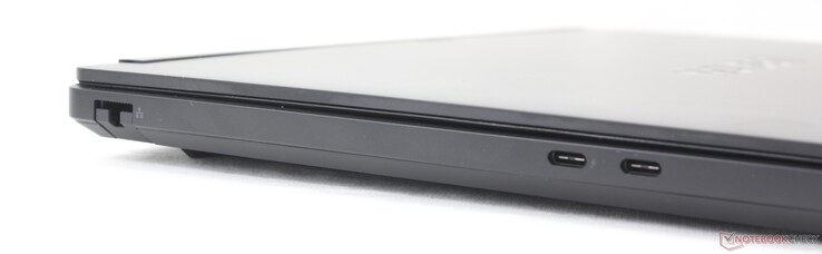 Vänster: RJ-45 (1 Gbps), USB-C Thunderbolt 4 med DisplayPort 2.1 + Power Delivery, USB-C med DisplayPort 2.1 + Power Delivery (10 Gbps)
