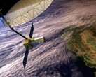 En konceptuell bild av NISAR-satelliten i omloppsbana över Kalifornien (Bildkälla: NASA och JPL-Caltech; beskuren)