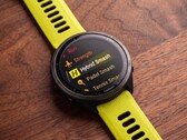 AI-genererad illustrationsbild: Hybrid Smash är en Garmin Connect IQ-app