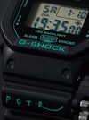 Klockan Casio G-Shock x Porter Kobe DW-5600. (Bildkälla: PR Times)