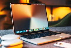Apple sägs revidera