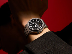 Casio G-Steel GST-B1000-1AJF, på bilden. (Bildkälla: Casio Japan)