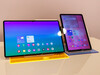 Galaxy Tab S11 Ultra bredvid Tab S11 (bildkälla: Daniel Schmidt)