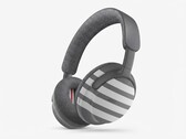 Boses Thom Browne QuietComfort Ultra-hörlurar i begränsad upplaga är mer än dubbelt så dyra som standardmodellen.