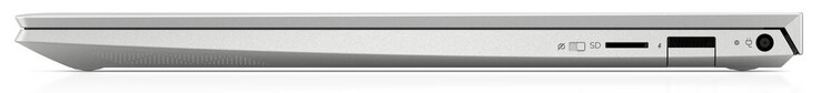 Höger: knapp för att slå på och av webbkameran, SD-kortläsare (microSD), USB 3.2 Gen 1 (Typ A), laddningsport