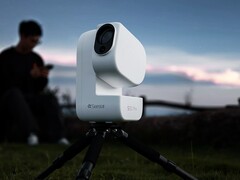 Seestar S50 Pro är utformad för att underlätta astrofotografering med hjälp av en smartphone-app och AI.