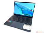 Asus ZenBook S 13 UM5302TA, R7 6800U Asus ZenBook S 13 UM5302TA, R7 6800U