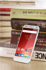 ZTE Blade S6 ZTE Blade S6